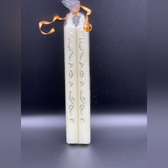 Elegant White Party Candles​ - Picture 1 of 3